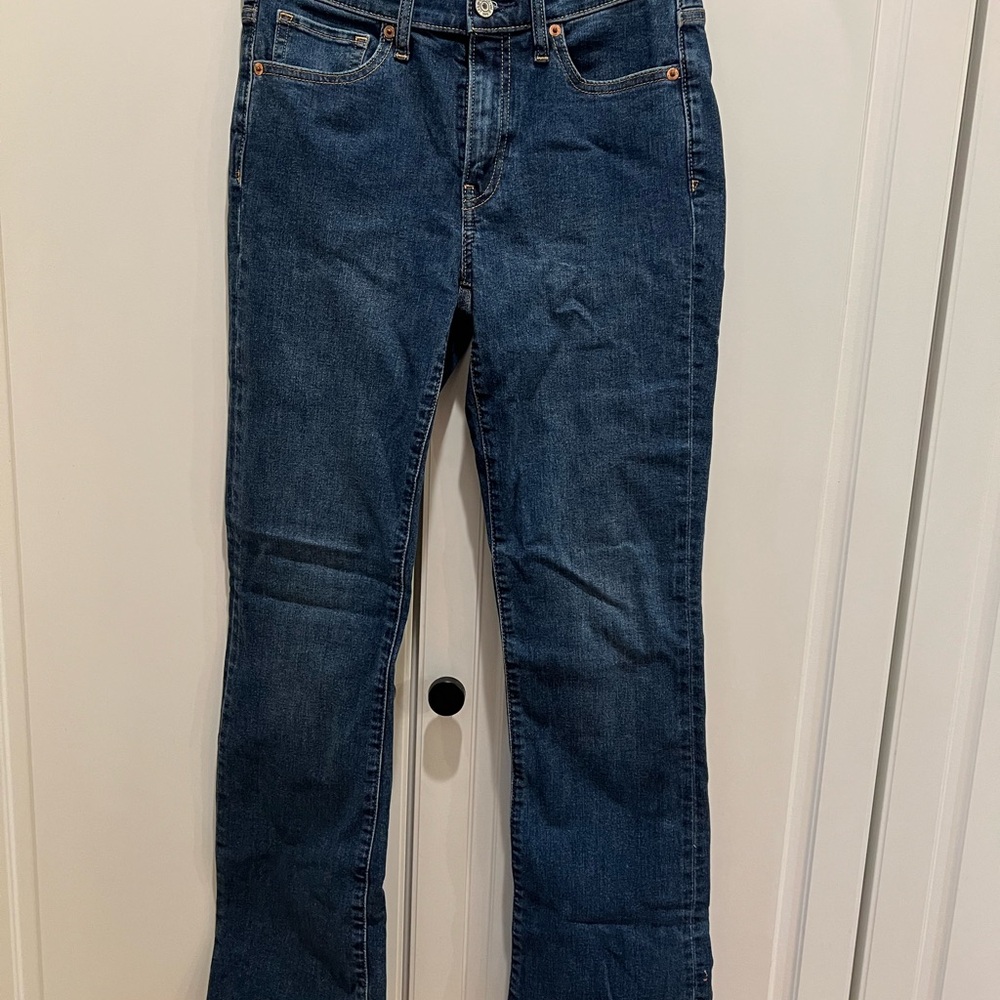 GAP Women's Deep Blue Straight Leg Jeans